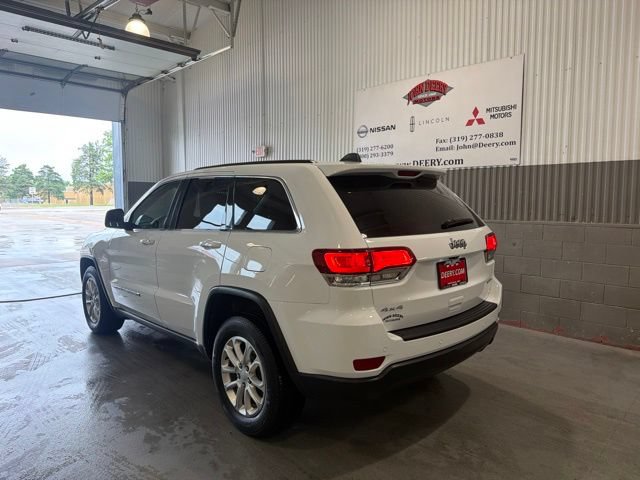 Used 2022 Jeep Grand Cherokee Laredo X AWD/4WD image 6