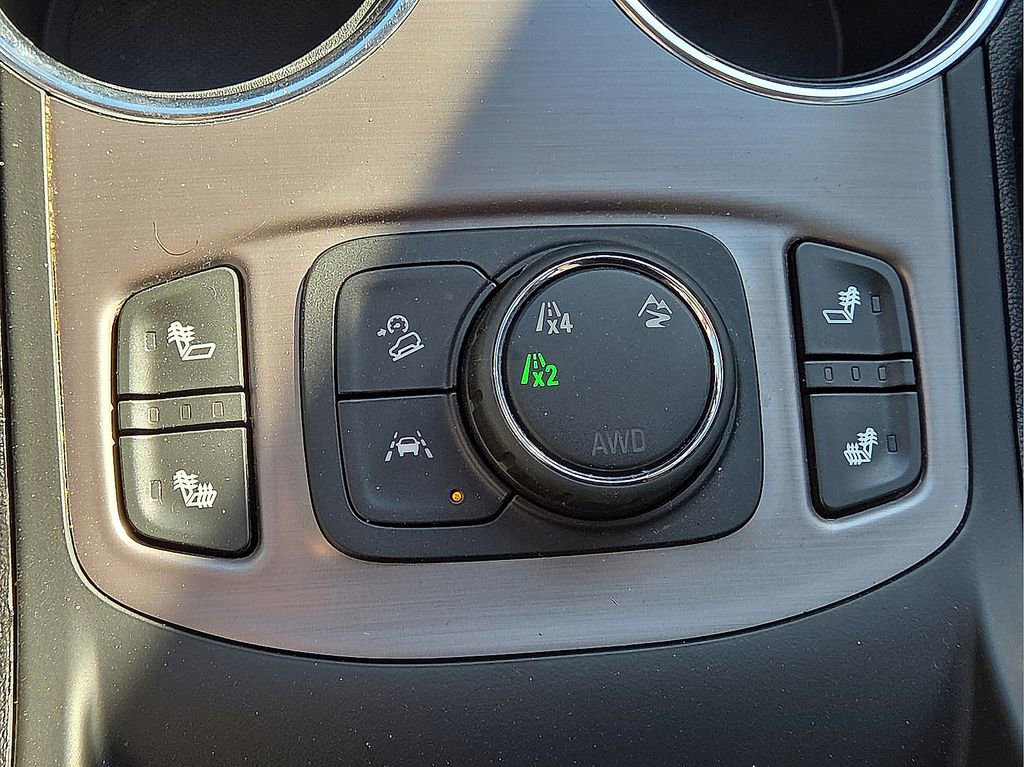 Used 2023 GMC Terrain AT4 image 26