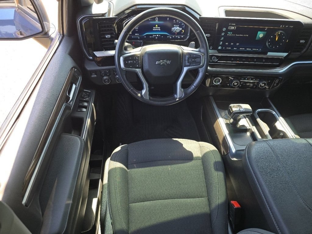 Used 2023 Chevrolet Silverado 1500 RST AWD/4WD image 30