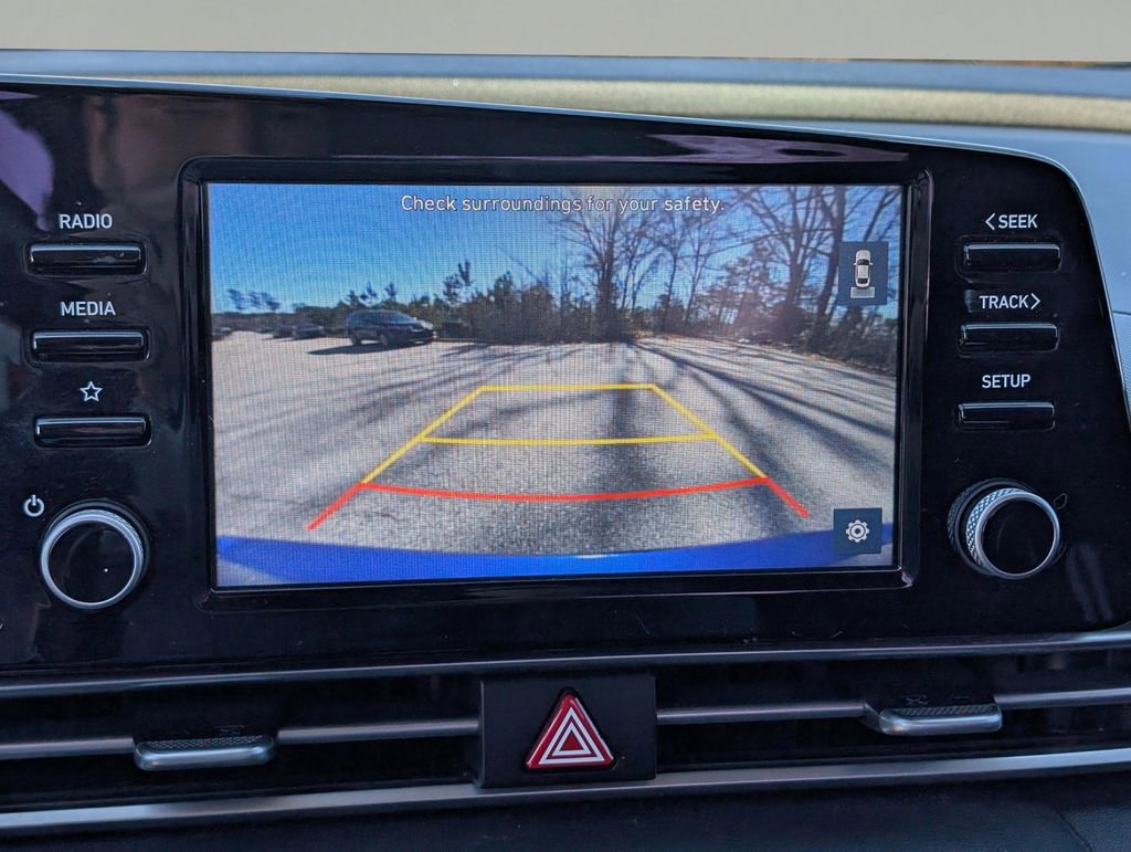 Used 2021 Hyundai Elantra SEL w/ Convenience + Premium Package image 21