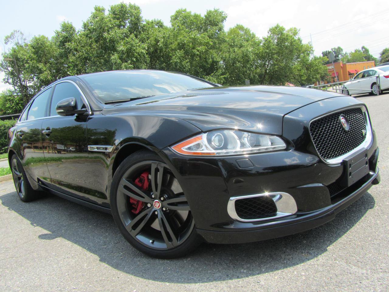 Used 2014 Jaguar XJ R Long Wheel Base RWD image 2