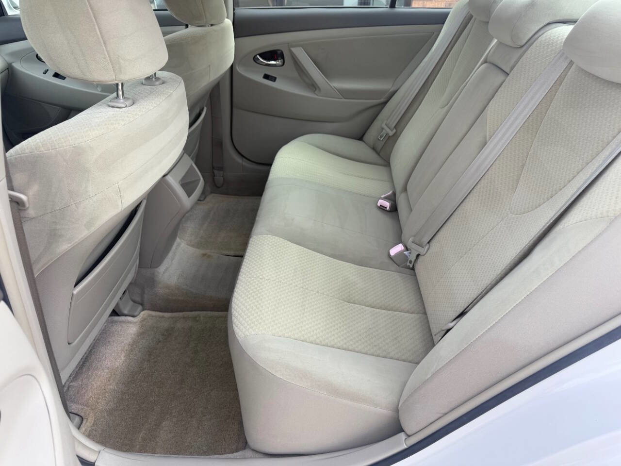 Used 2007 Toyota Camry LE FWD image 18