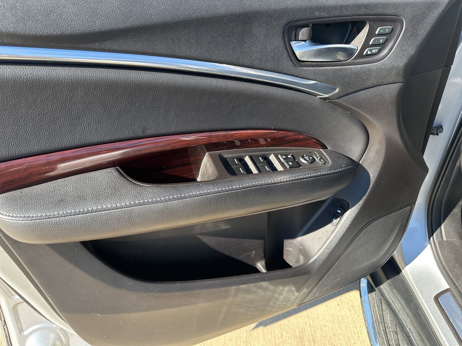 Used 2015 Acura MDX SH-AWD w/ Technology Package image 20