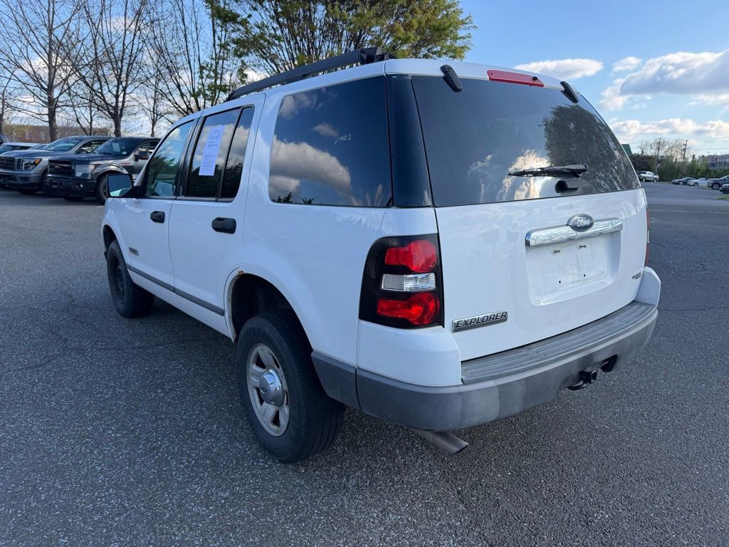 Used 2006 Ford Explorer XLS image 5