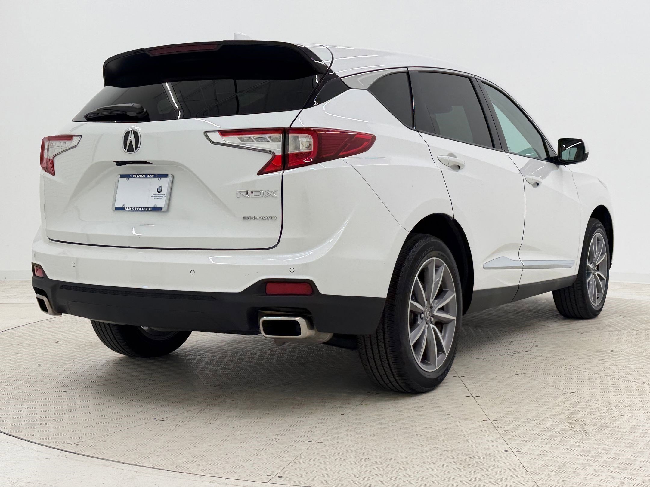 Used 2024 Acura RDX SH-AWD w/ Technology Package image 9