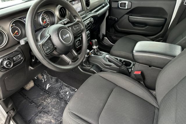 Certified 2022 Jeep Gladiator Sport image 10