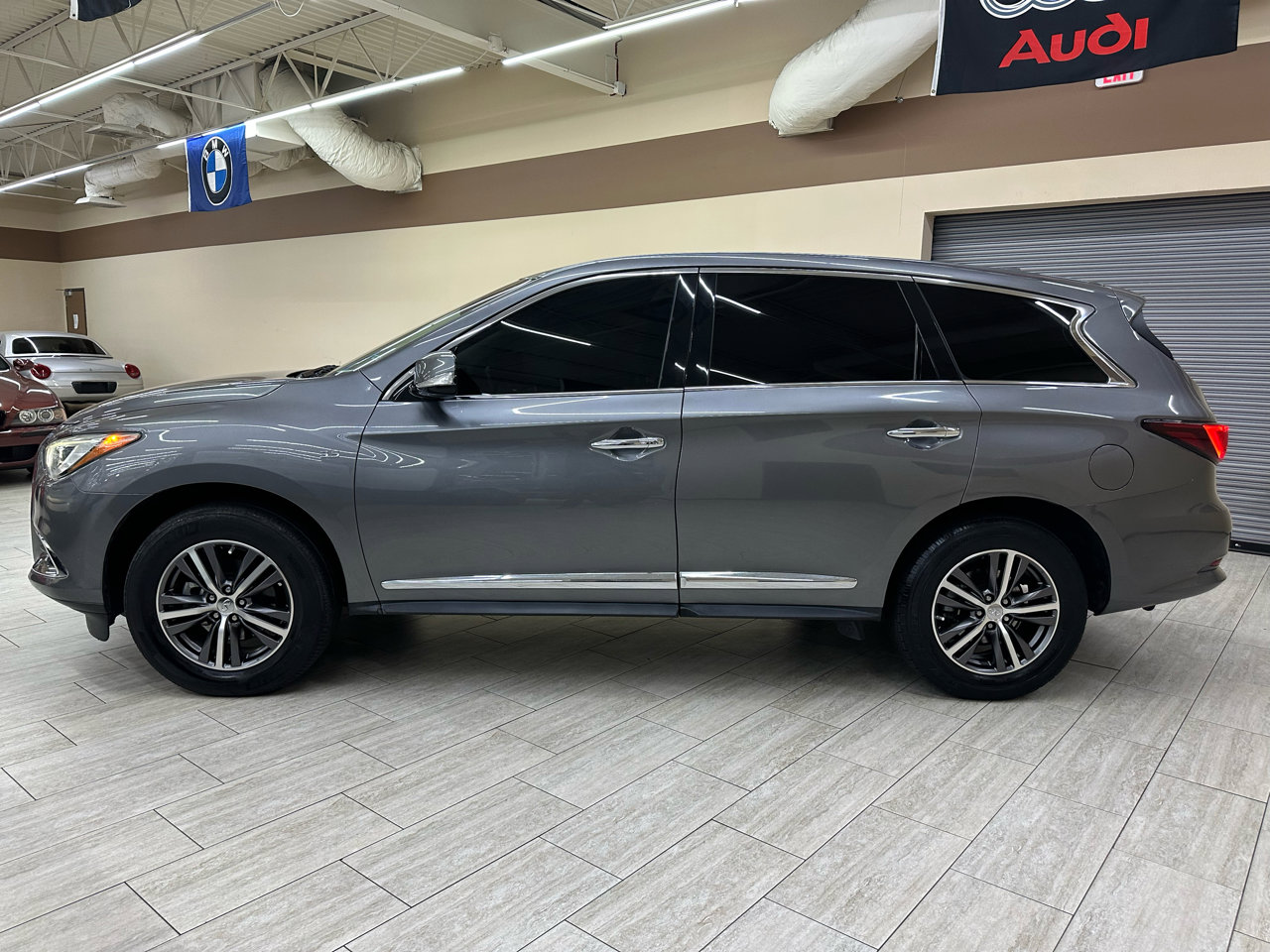 Used 2018 INFINITI QX60 Luxe image 10