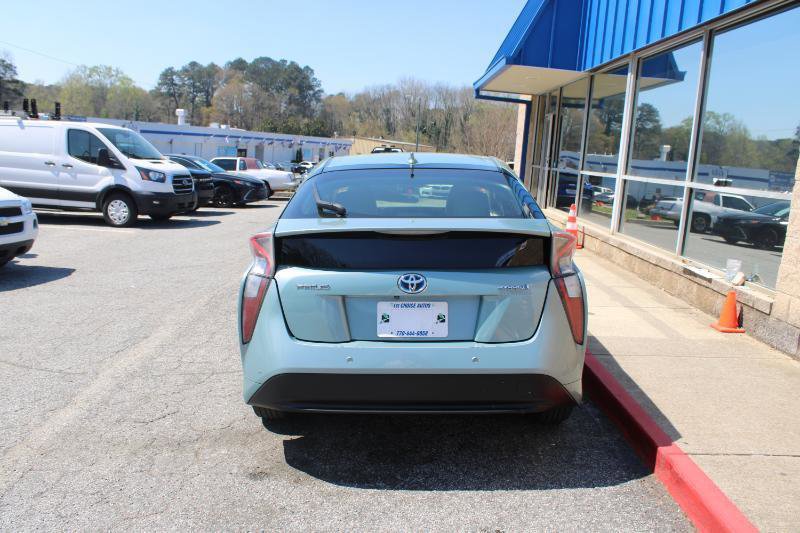Used 2017 Toyota Prius Three image 5
