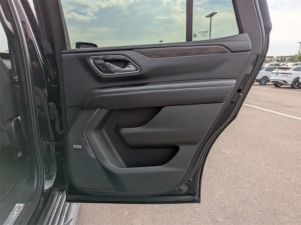 Used 2023 Chevrolet Tahoe LT image 40