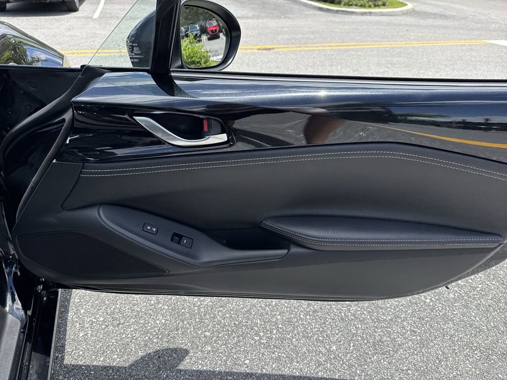 New 2026 MAZDA MX-5 Miata RF Grand Touring RWD image 41