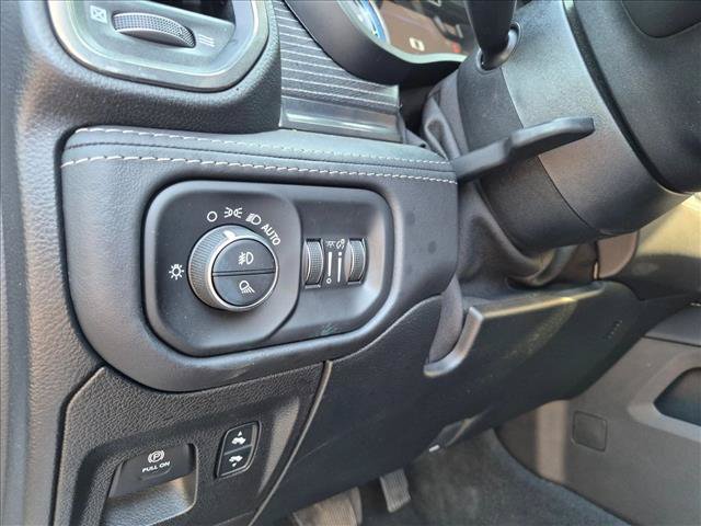Used 2021 RAM 1500 Limited AWD/4WD image 16