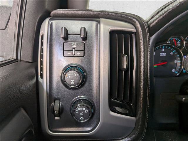 Used 2018 GMC Sierra 1500 SLE w/ SLE Value Package AWD/4WD image 16