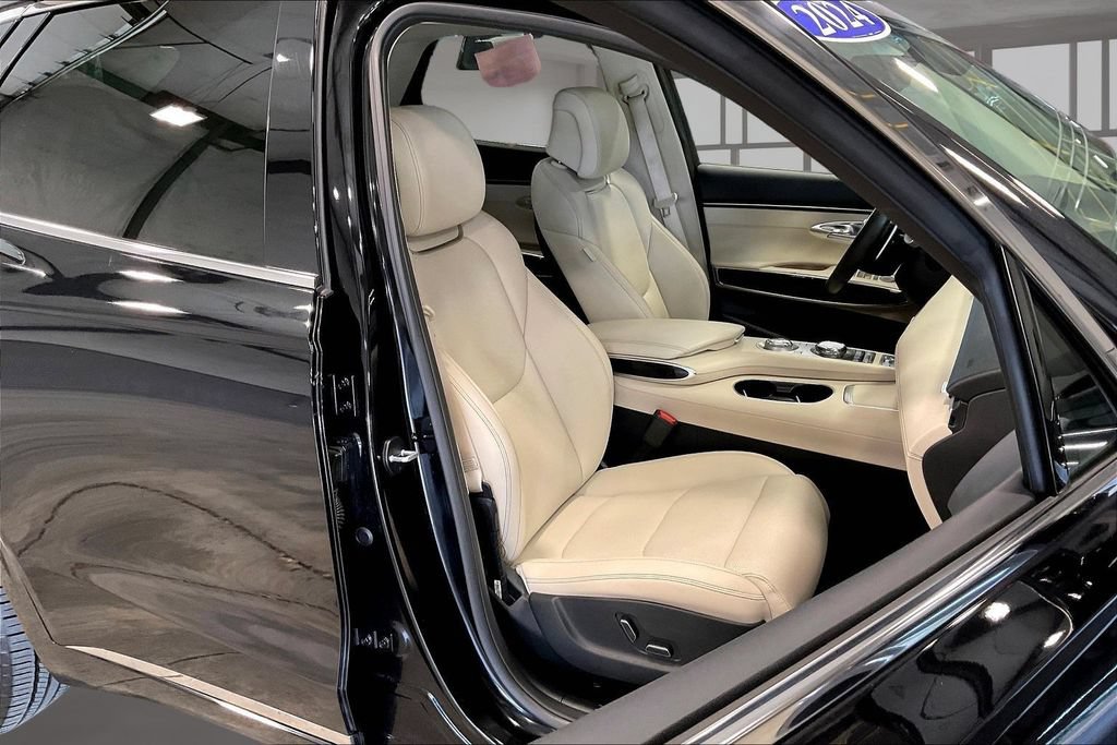 Used 2024 Genesis GV70 2.5T AWD/4WD image 29