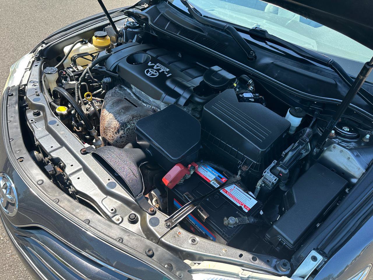 Used 2010 Toyota Camry XLE FWD image 25