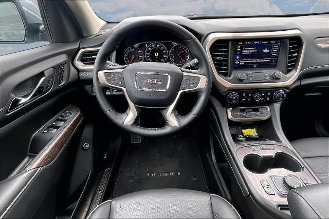 Used 2023 GMC Acadia Denali w/ Denali Ultimate Package AWD/4WD image 8