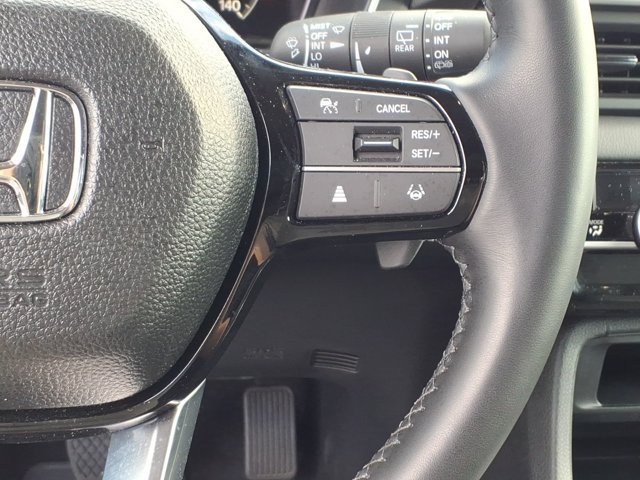Used 2025 Honda Pilot EX-L image 19