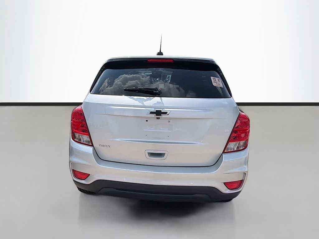 Used 2020 Chevrolet Trax LS w/ Tint and Cruise Package FWD image 7