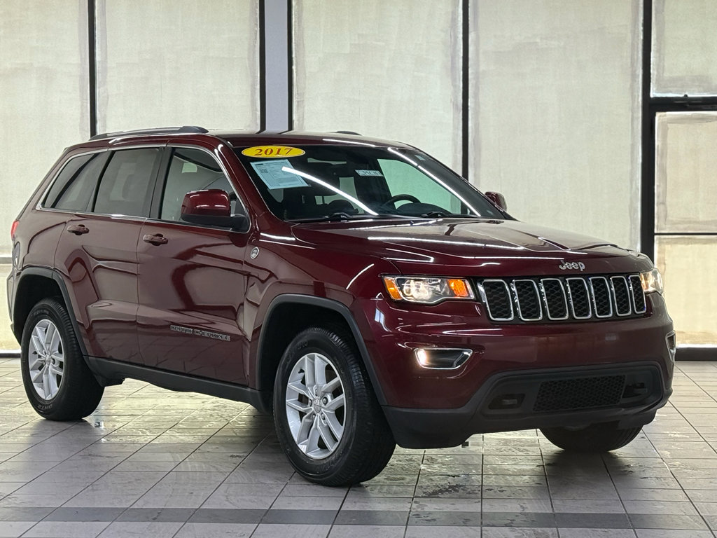 Used 2017 Jeep Grand Cherokee Laredo w/ Quick Order Package 23E