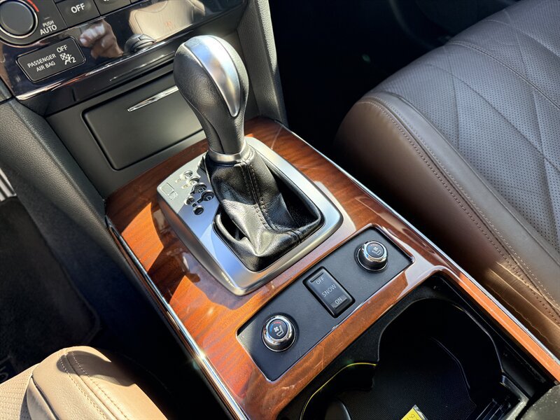 Used 2011 INFINITI FX35 AWD w/ Premium Pkg image 18