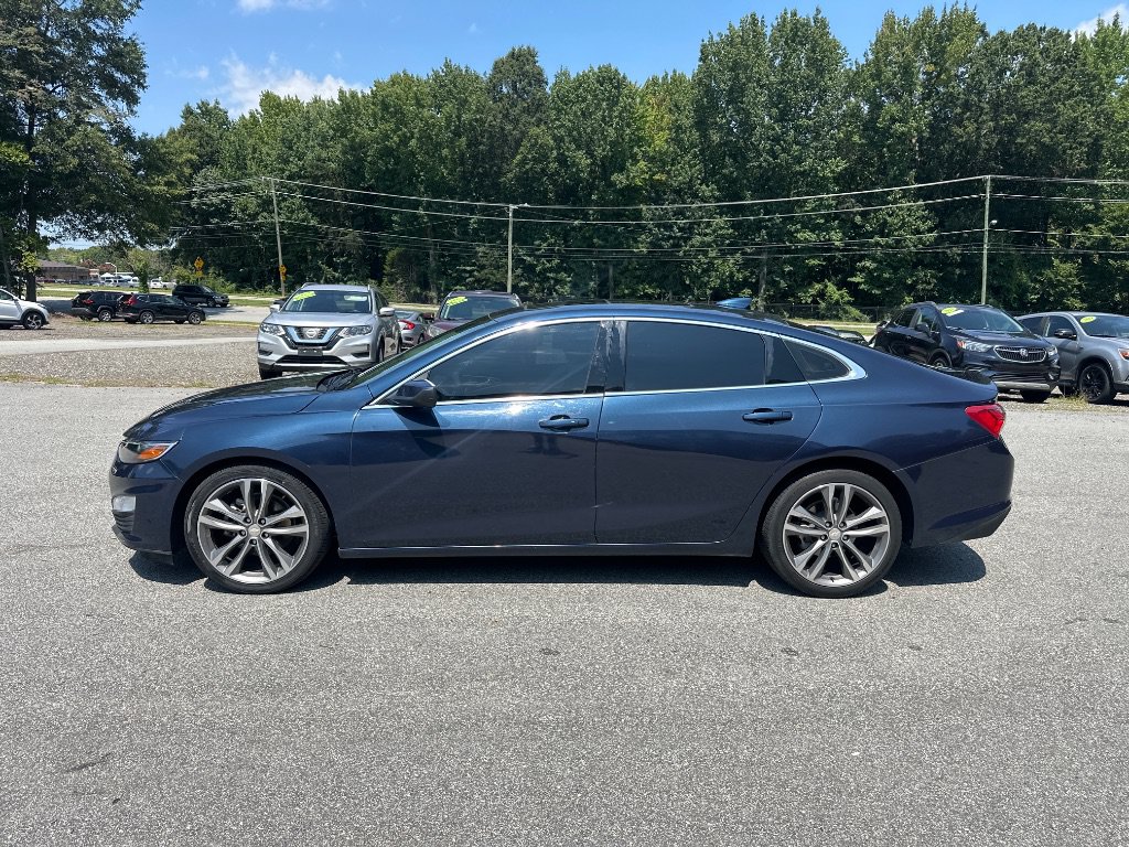 Used 2022 Chevrolet Malibu LT FWD image 4