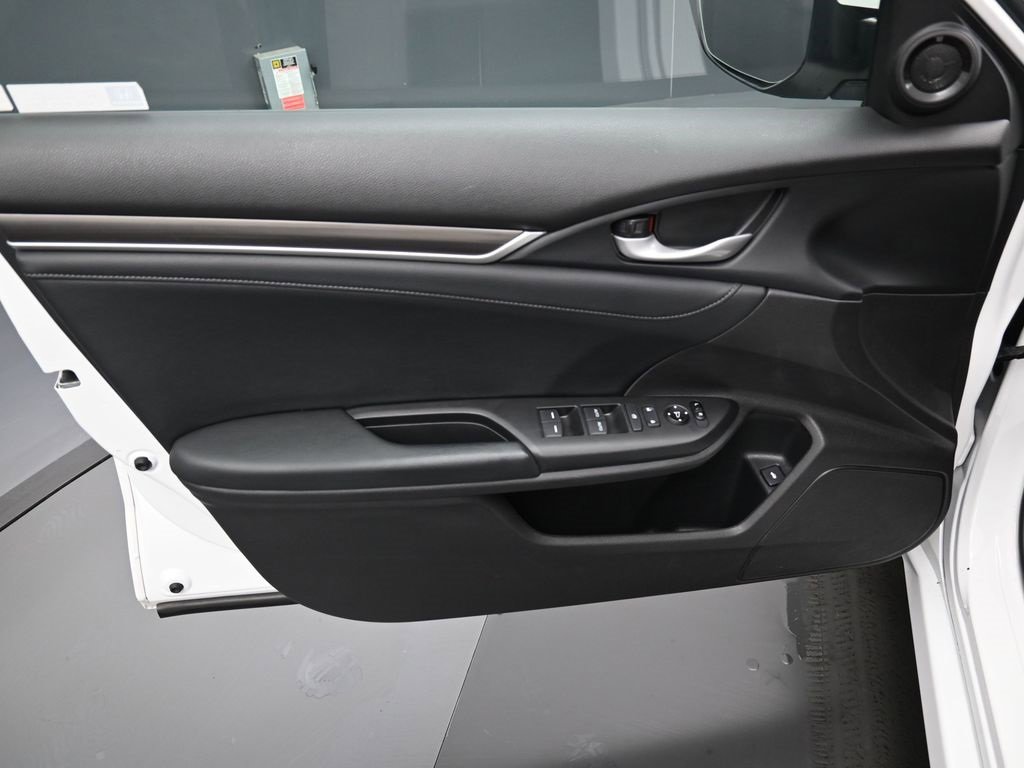 Used 2019 Honda Civic EX-L image 11