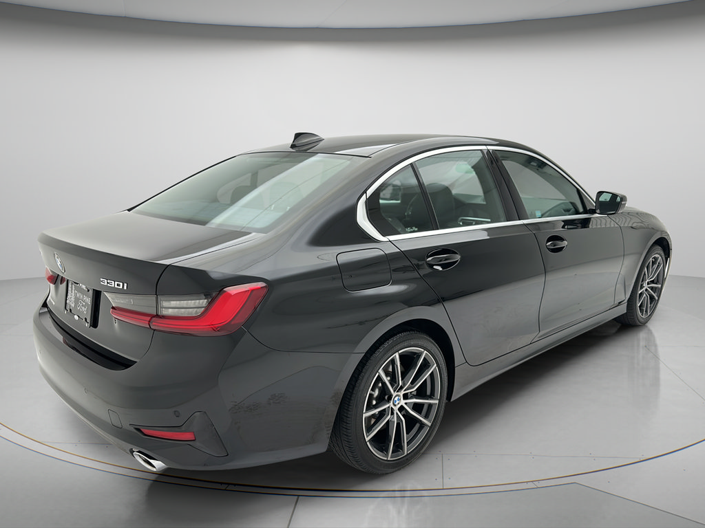 Used 2020 BMW 330i xDrive Sedan w/ Convenience Package AWD/4WD image 5
