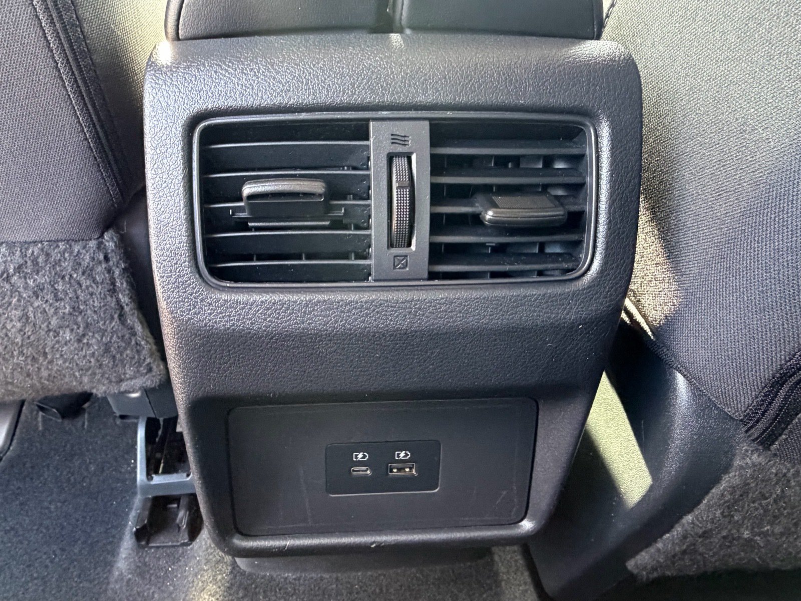 Certified 2022 Nissan Rogue SV FWD image 15