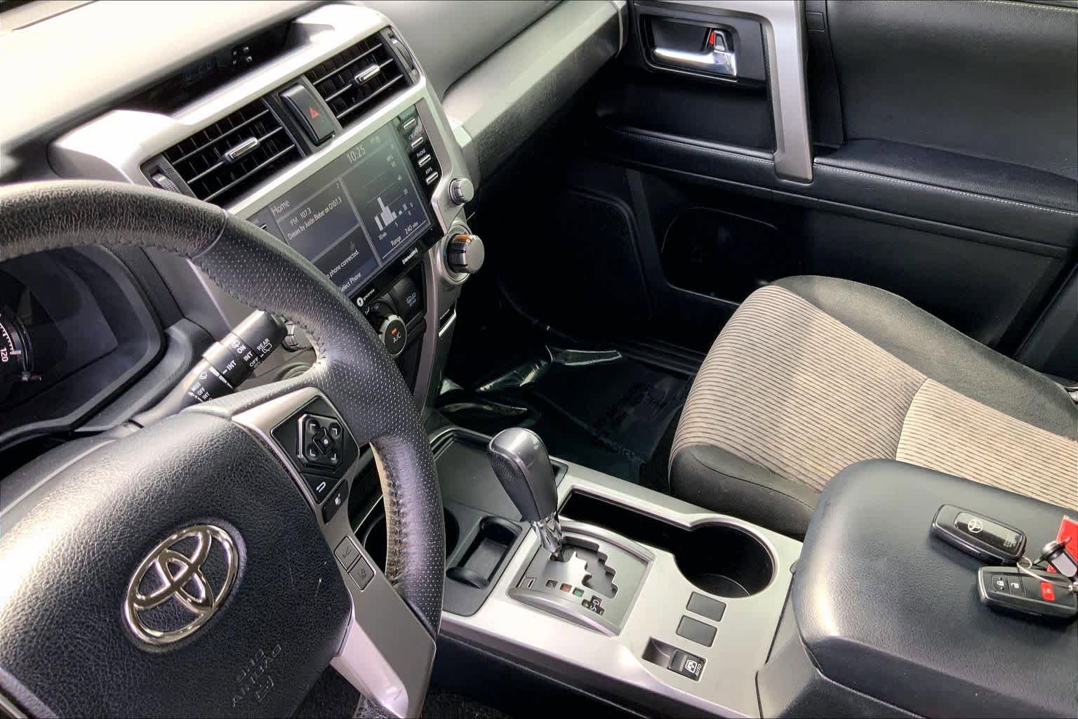 Used 2022 Toyota 4Runner SR5 RWD image 15