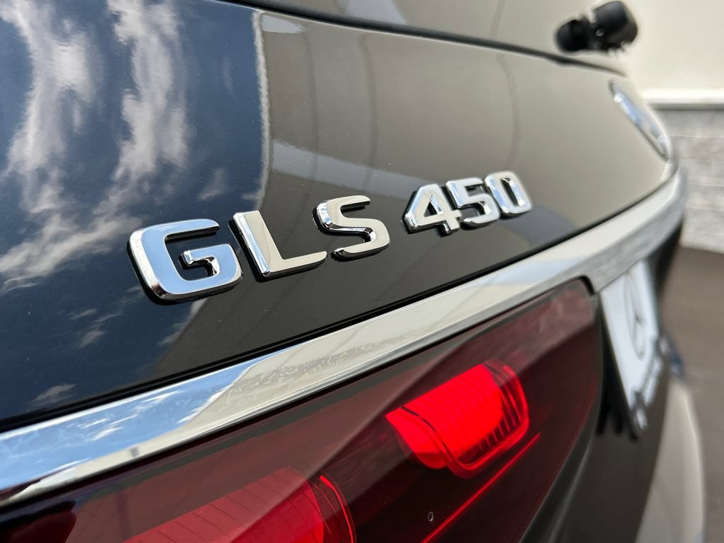 New 2026 Mercedes-Benz GLS 450 4MATIC image 33