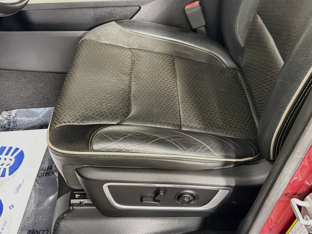 Used 2019 RAM 1500 Laramie AWD/4WD image 19