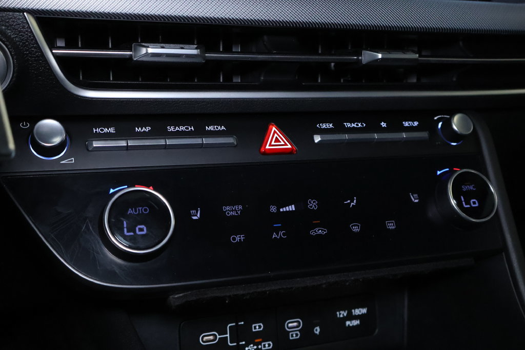 Used 2025 Hyundai Sonata SEL FWD image 33