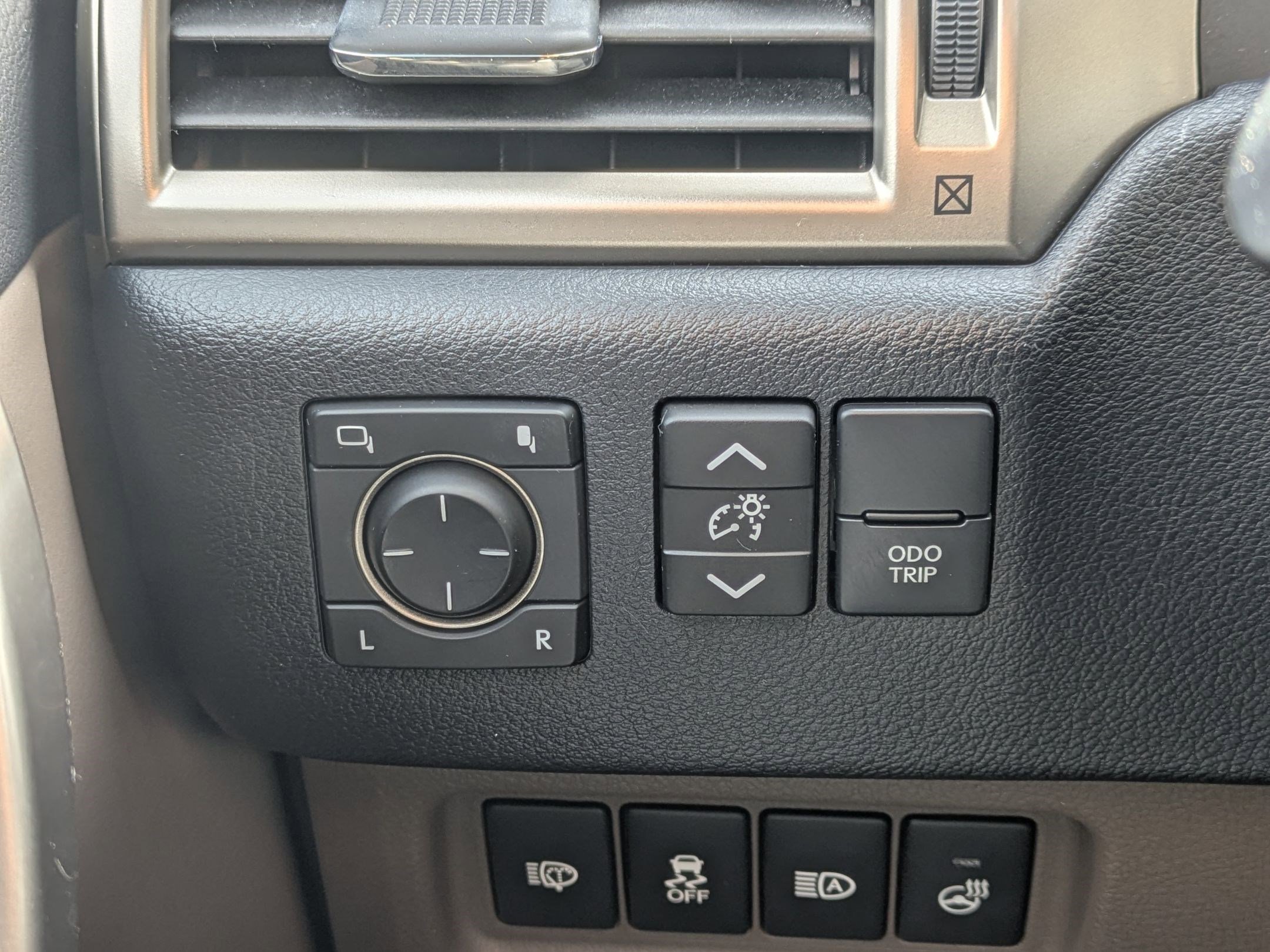 Used 2021 Lexus GX 460 Premium w/ Premium Package image 17