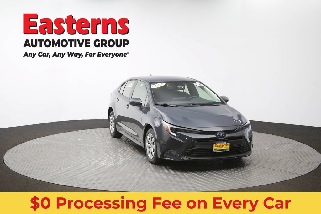 Used 2023 Toyota Corolla LE w/ Carpet Mat Package (TMS) FWD image 50