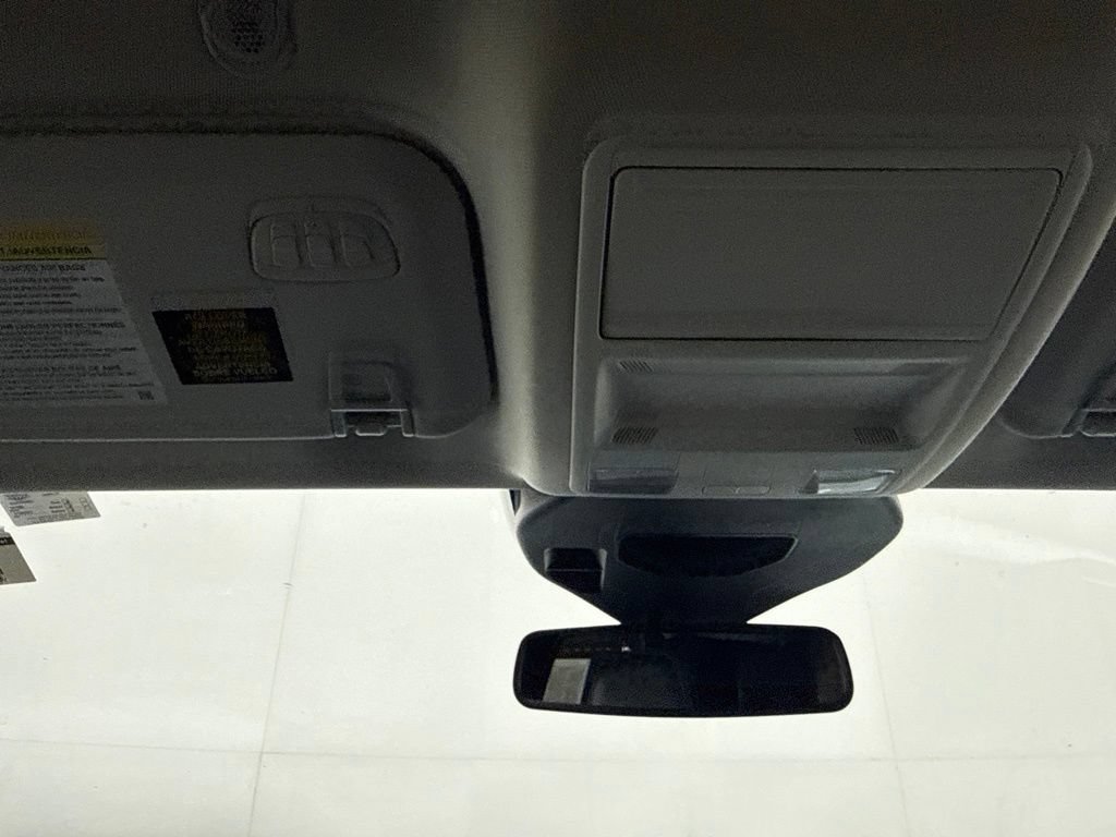 Used 2023 Ford Escape SE w/ PHEV Premium Package FWD image 32