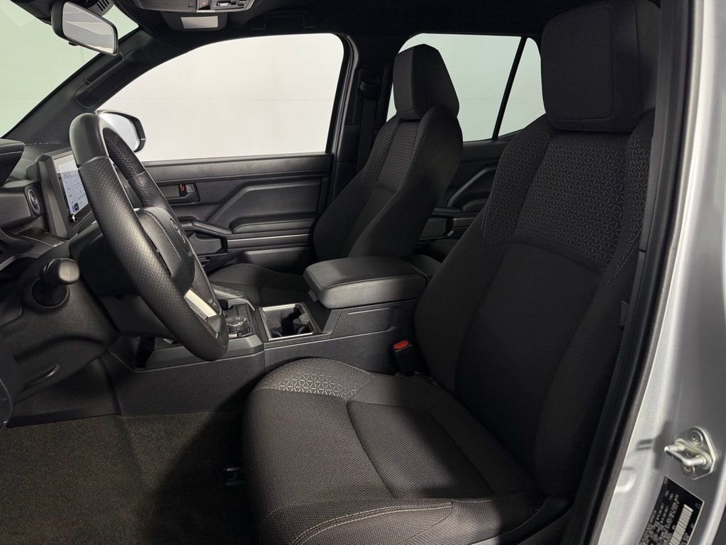Used 2025 Toyota 4Runner SR5 AWD/4WD image 20