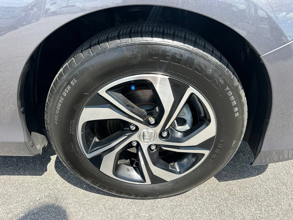 Used 2017 Honda Accord LX image 14