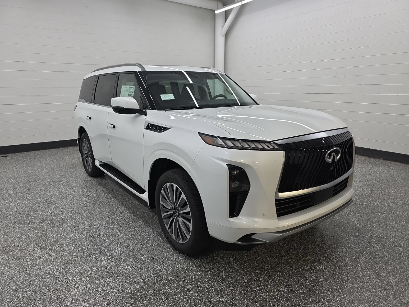 New 2026 INFINITI QX80 Luxe w/ Cargo Package AWD/4WD image 7