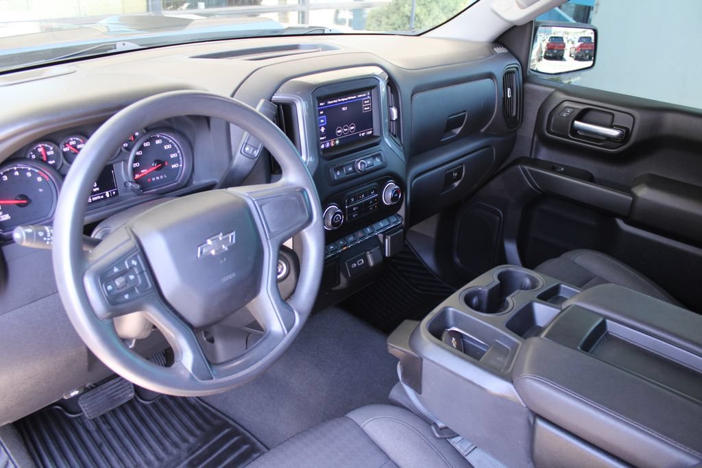 Used 2022 Chevrolet Silverado 1500 Custom Trail Boss AWD/4WD image 2