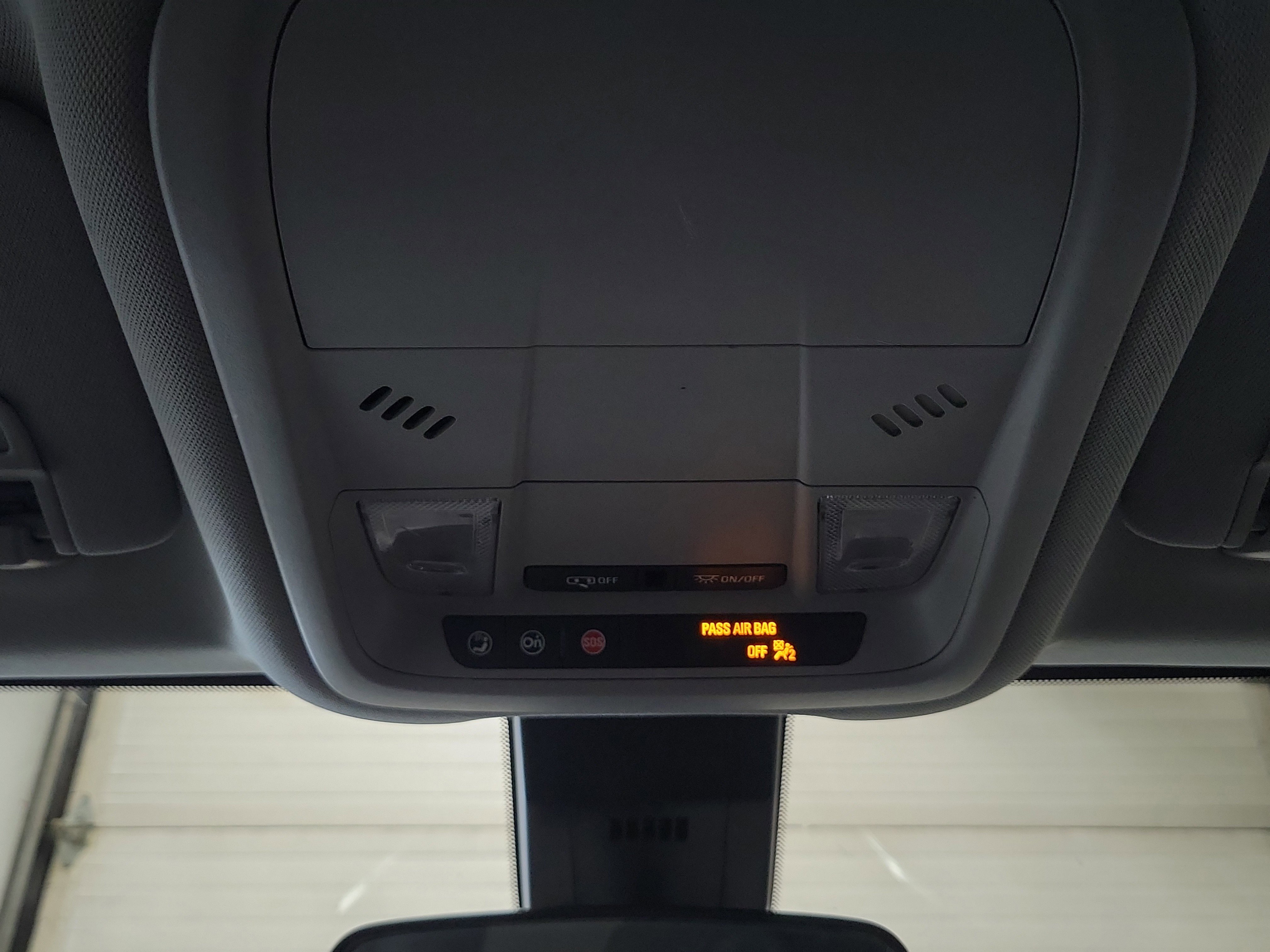 Used 2021 Chevrolet Equinox LS w/ LS Convenience Package image 35