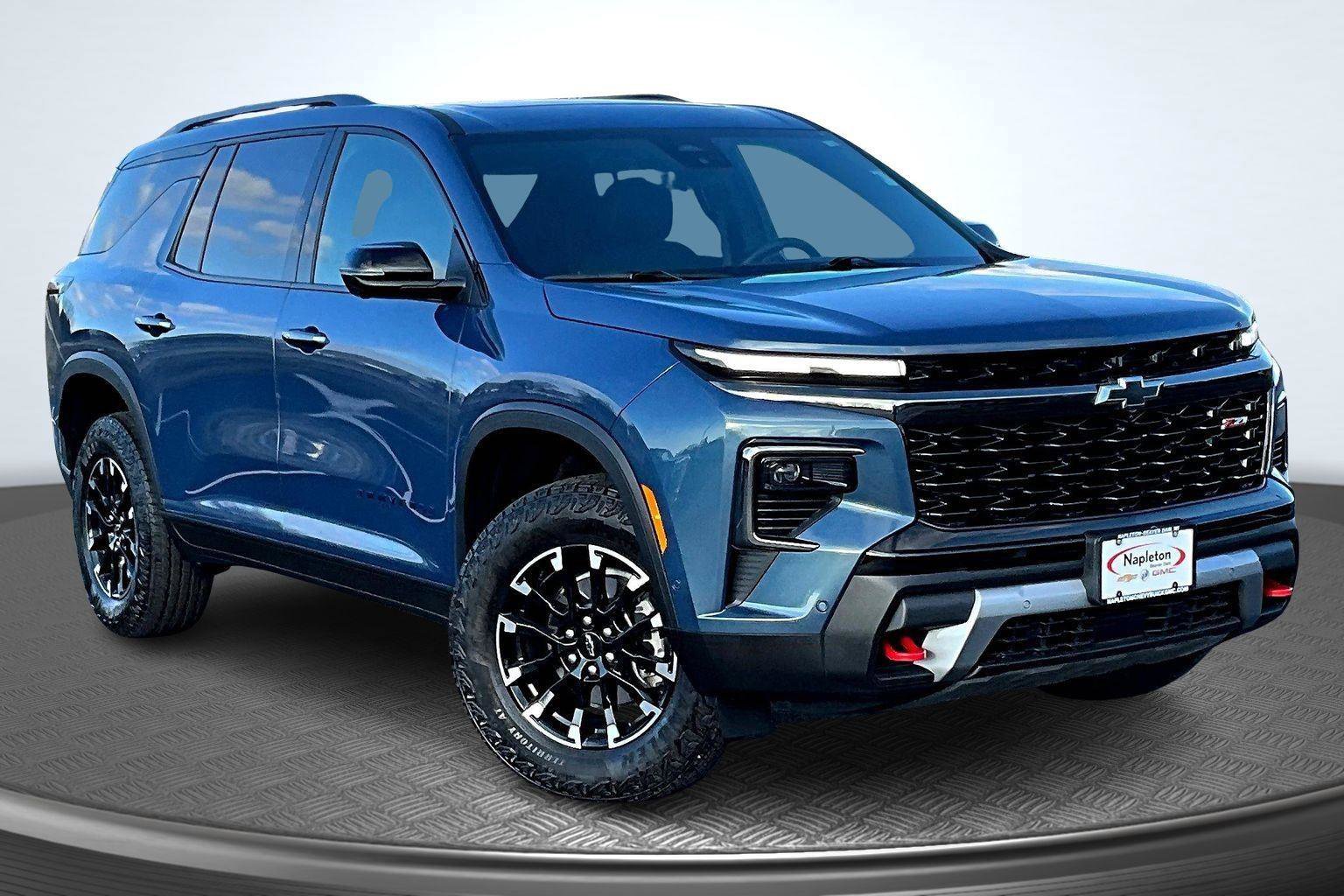 Used 2024 Chevrolet Traverse Z71 w/ Enhanced Driving Package image 13