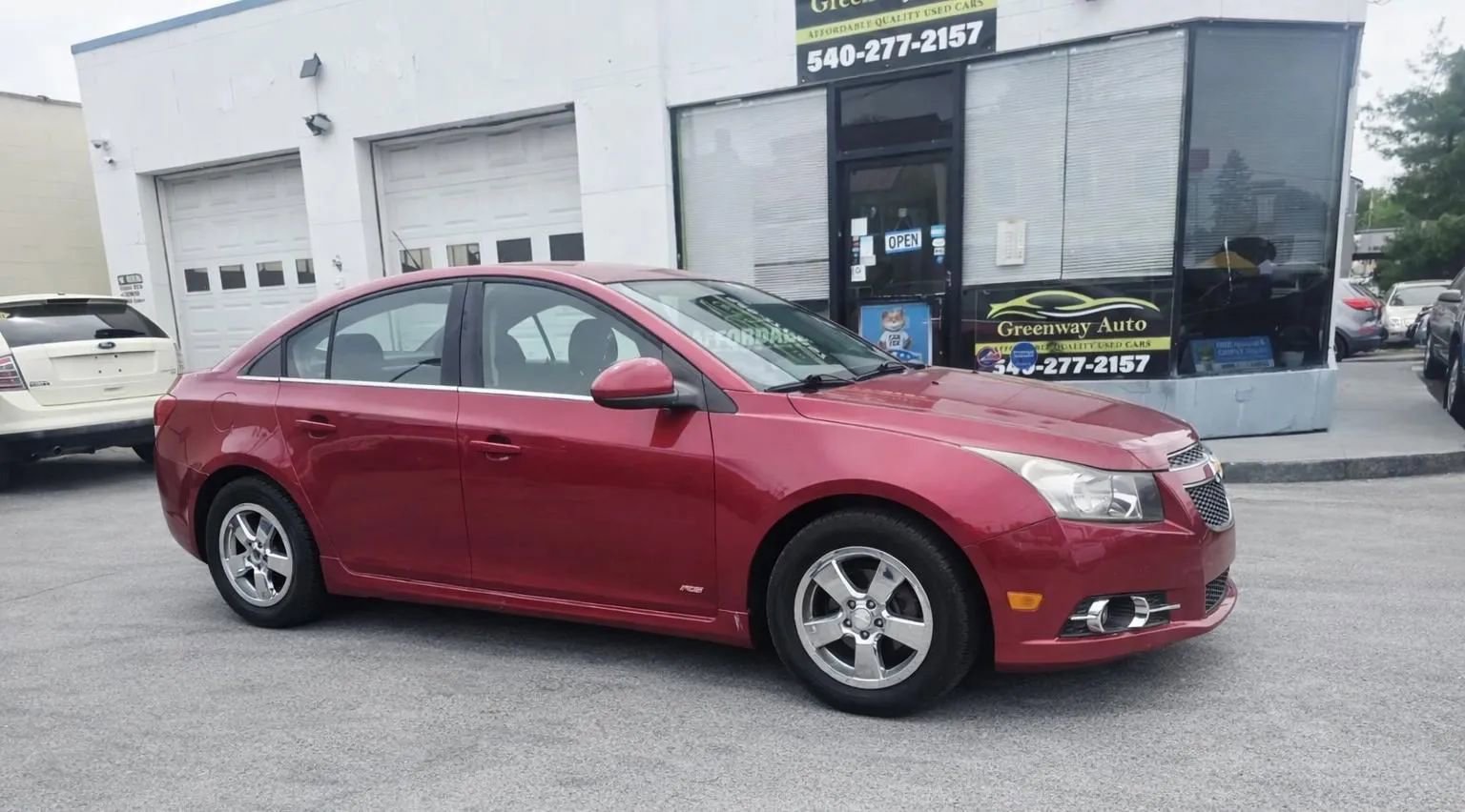 Used 2013 Chevrolet Cruze LT FWD image 8