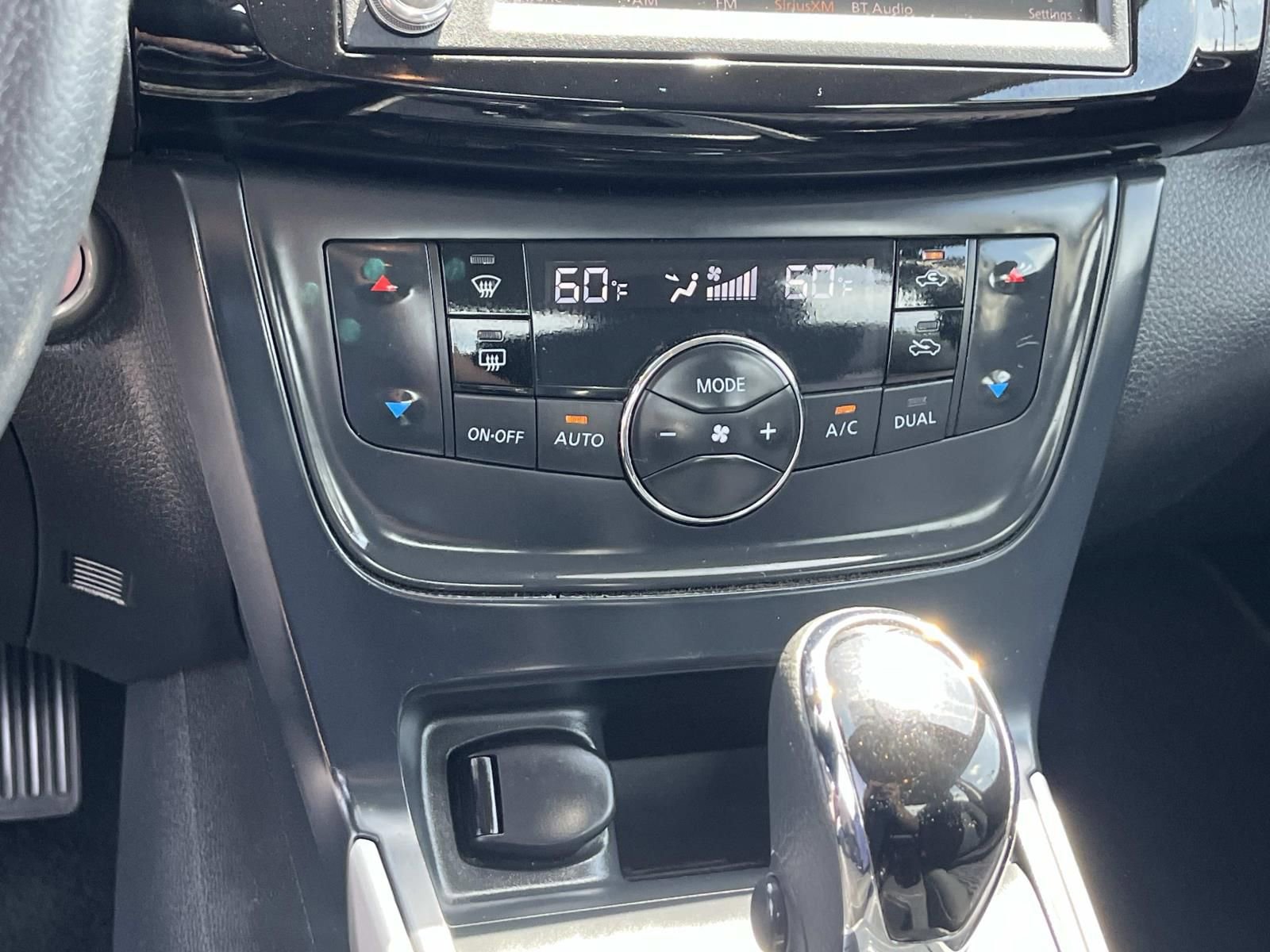 Used 2019 Nissan Sentra SV FWD image 29