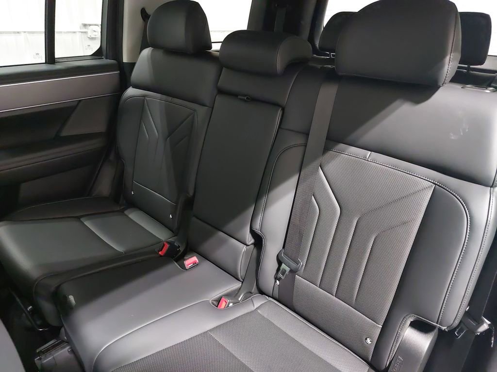 Used 2025 Hyundai Santa Fe SEL image 16