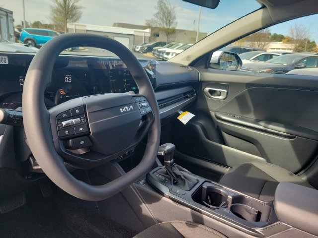New 2026 Kia K4 FWD image 11