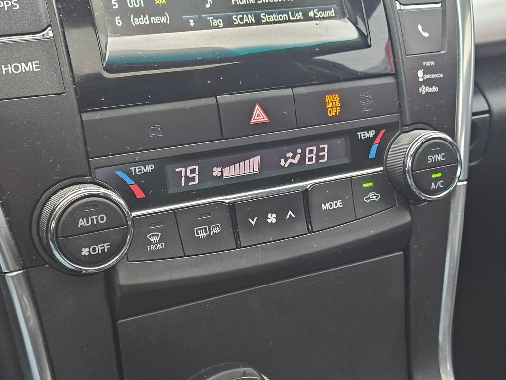 Used 2015 Toyota Camry XSE w/ Moonroof Package image 24