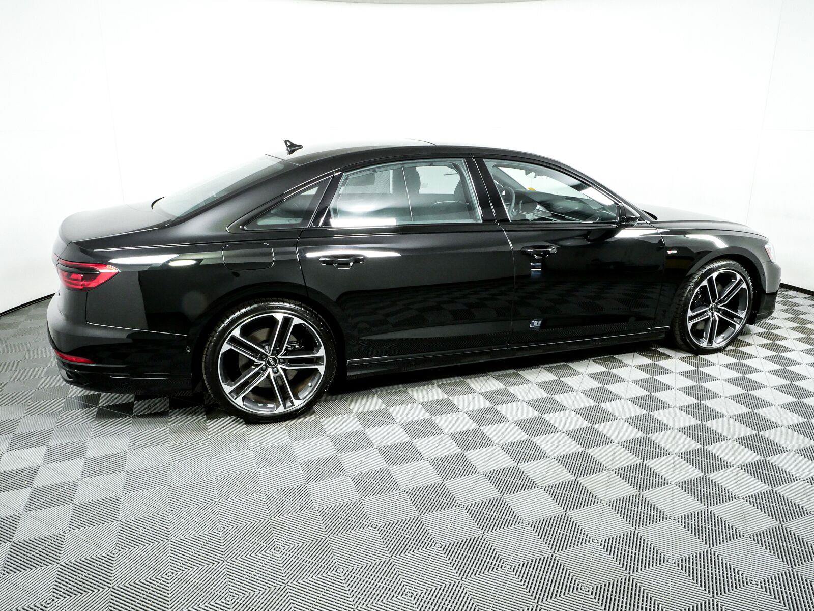 New 2027 Audi A8 L 3.0T AWD/4WD image 2