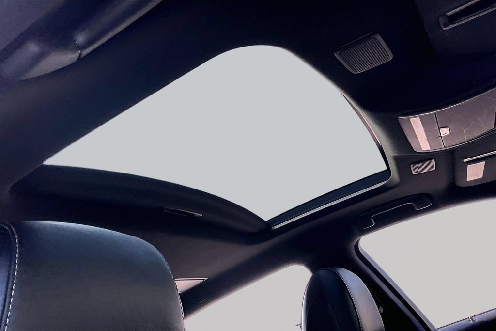 Used 2022 Lexus LS 500 w/ Accessory Package (Z2) RWD image 26
