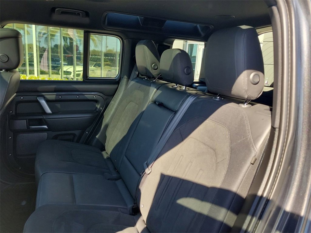 Certified 2023 Land Rover Defender 110 V8 image 14