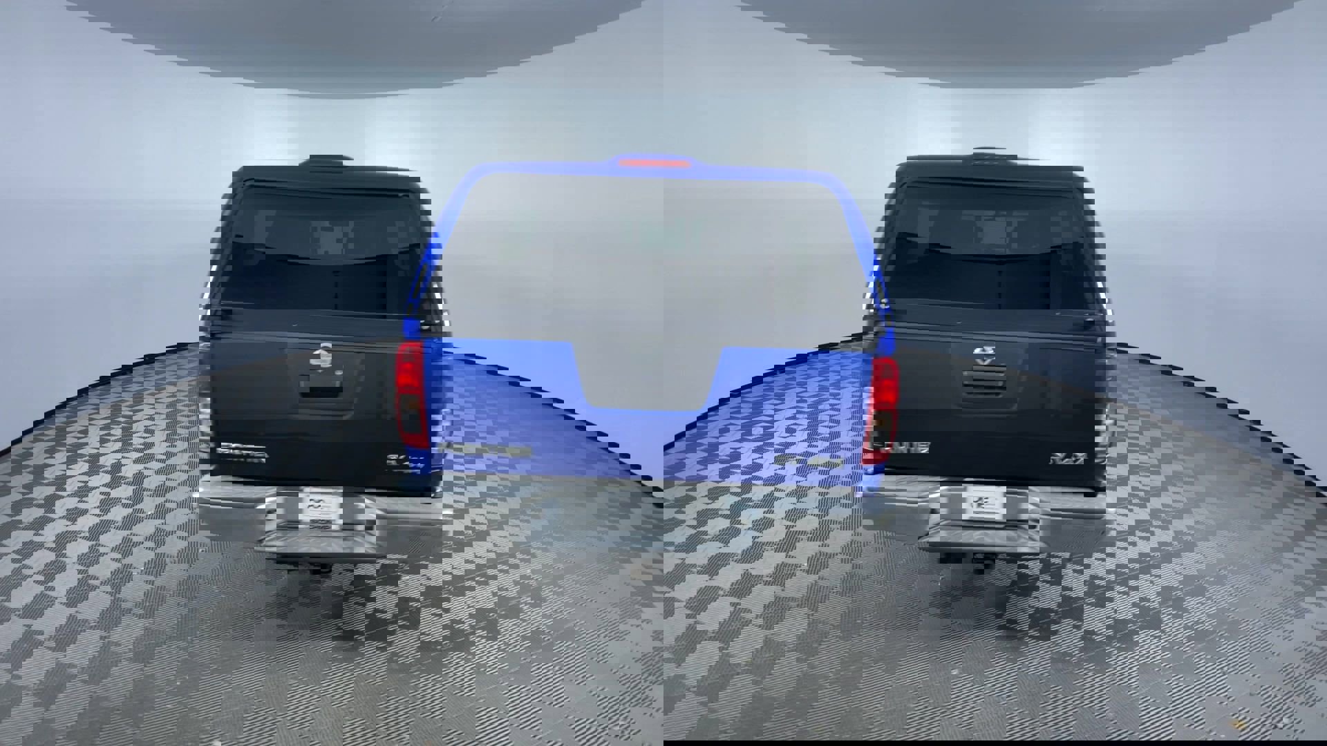 Used 2013 Nissan Frontier SV image 8