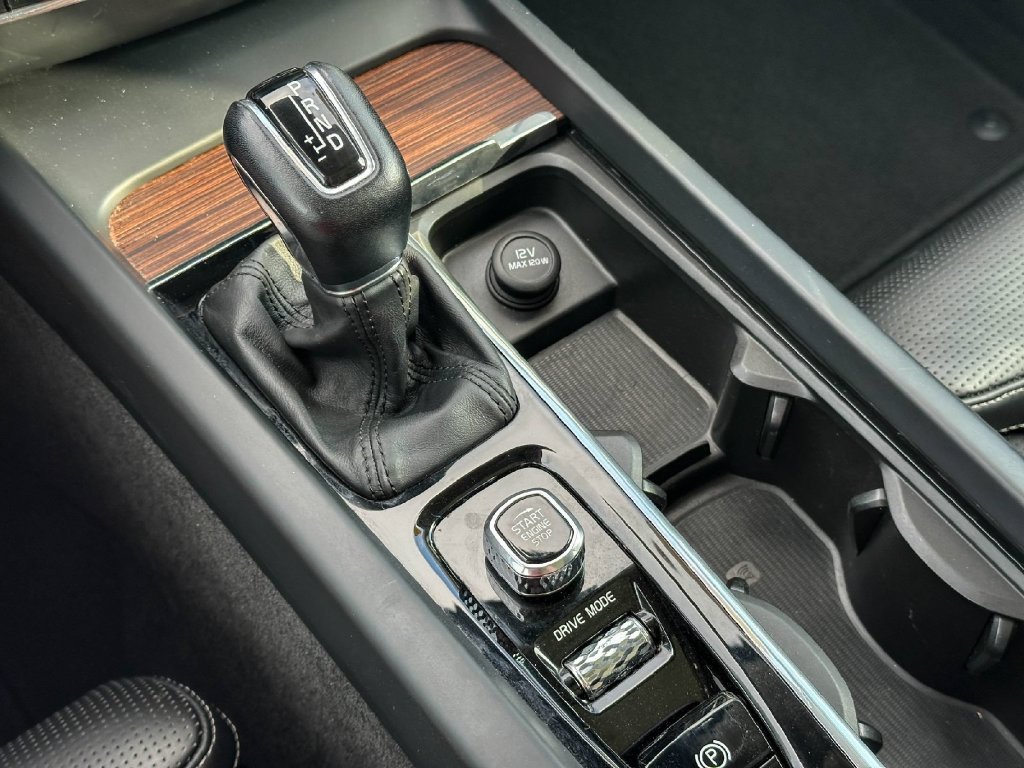 Used 2019 Volvo XC60 T5 Inscription w/ Protection Package Premier FWD image 35